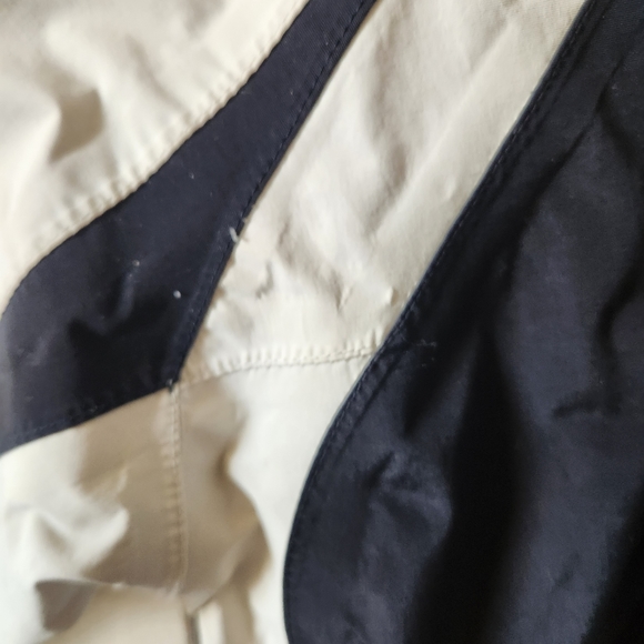 The North Face Kids Hyvent Windbreaker Jacket Black & White- Size Large - Picture 6 of 7